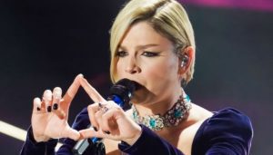Emma Marrone insultata sui social dopo le parole sulla gravidanza
