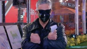 Fiorello a Sanremo 2022: “Io sono la vostra terza dose”