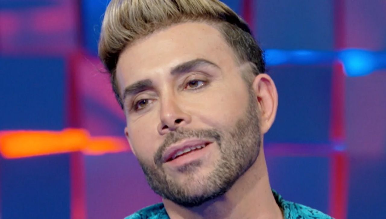 Giacomo Urtis, proposta hot ad Alex Belli: "Per lui mi faccio andare bene pure Delia" 41 Giacomo Urtis Verissimo