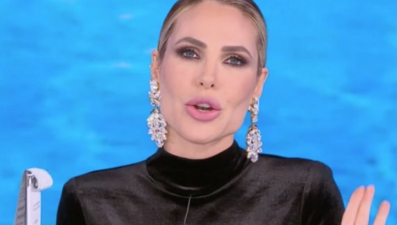 Isola dei famosi quando inizia: la data e il cast della nuova edizione 41 Ilary blasi Isola dei famosi