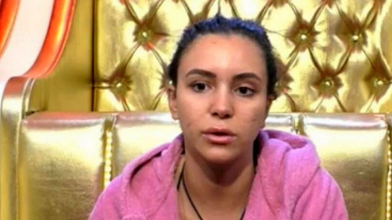 GF Vip, Jessica Selassié si ribella a San Valentino: "Basta musica romantica" 41 Jessica Selassié contro il GF Vip