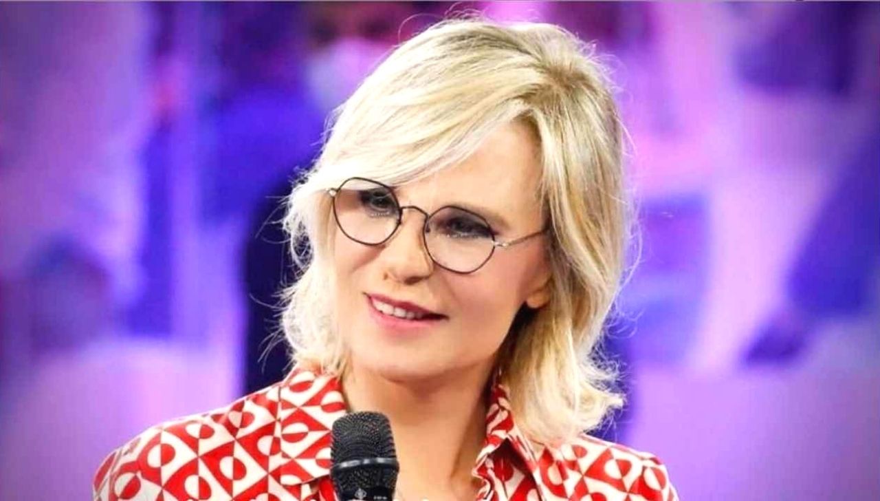 Amici di Maria De Filippi: i primi 4 concorrenti e la conferma del direttore artistico per il serale 41 Maria De Filippi Amici