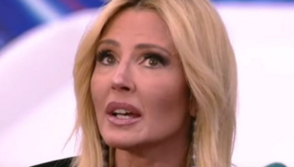 GF Vip, vaccini per Nathaly, Giucas e Katia: la regia però "silenzia" il fatto 42 Nathaly Caldonazzo GF Vip