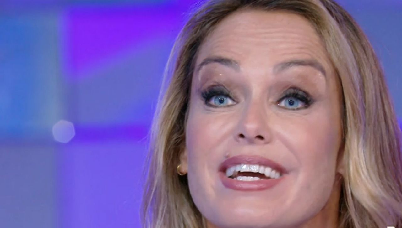 Sonia Bruganelli snobba il Festival: l'affondo agli ascolti record di Sanremo 41 Sonia Bruganelli Verissimo