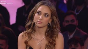 Clarissa su Instagram parla della sorella Lulù: “Lulù sta poco bene”