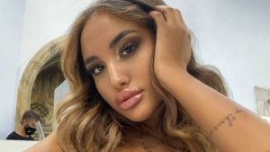 Clarissa Selassié debutta nella musica: ecco “Love You Less”