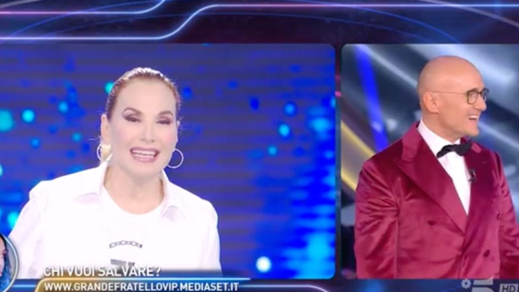 Soleil Sorge ufficialmente a La Pupa e il Secchione: l'annuncio di Barbara d'Urso al GF Vip 42 Barbara d'Urso al GF Vip