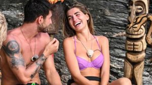 Estefania e Roger, post giallo in albergo: i dolci pensieri dei naufraghi