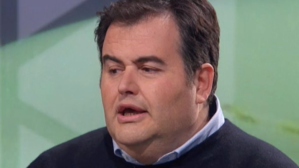 Antonino Cannavacciuolo lascia Masterchef? Il nome del possibile sostituto 42 Gennaro Esposito rai