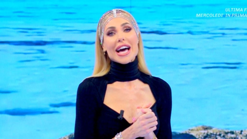 Ilary Blasi all'Isola dei Famosi