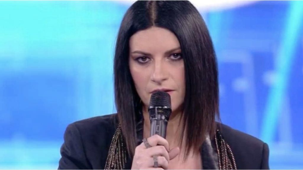 Alda D'Eusanio: le cifre richieste dall'avvocato di Laura Pausini 42 Laura Pausini
