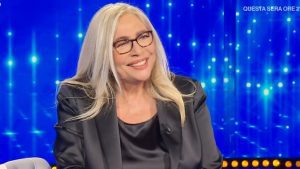 Mara Venier su Stefano De Martino a Domenica In: “Tu non la vedi Belén?”