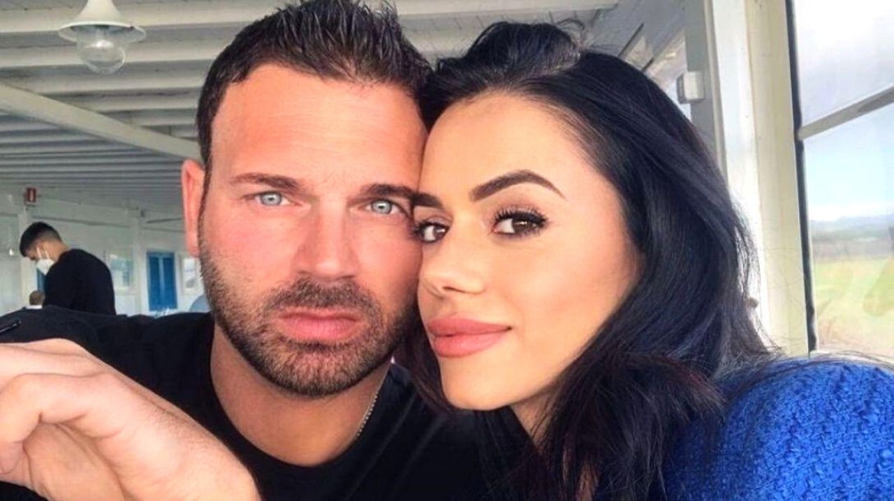 "Se li pagano...": una protagonista di U&D risponde alla domanda su Gemma e Armando 41 Marika Geraci Uomini e Donne