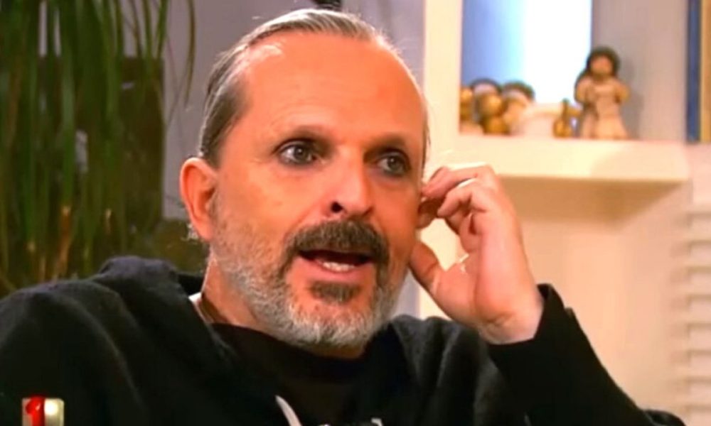 Miguel Bosé rapinato in casa da uomini armati: cosa è successo al cantante