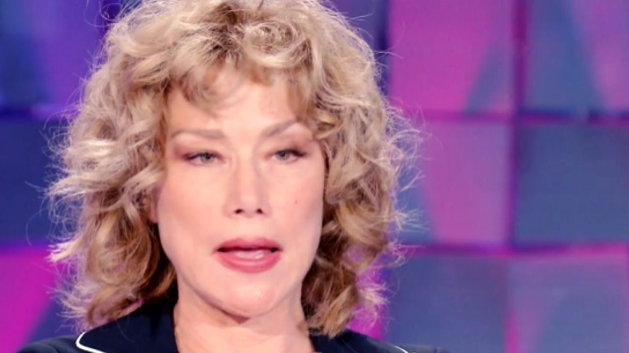 Nancy Brilli e l'autolesionismo: la confessione a Verissimo 41 Nancy Brilli