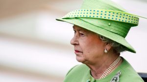 La Regina Elisabetta non tornerà più a Buckingham Palace: l’annuncio