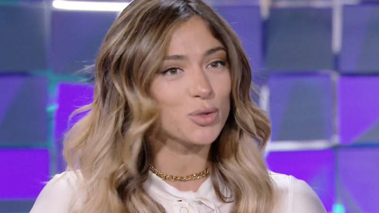Soleil Sorge rompe il silenzio su Alex Belli: "Io ero sincera, lui giocava" 41 soleil sorge
