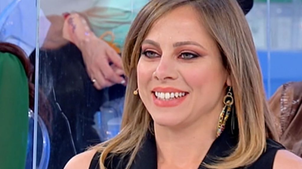 Alessandra la nuova corteggiatrice di Riccardo