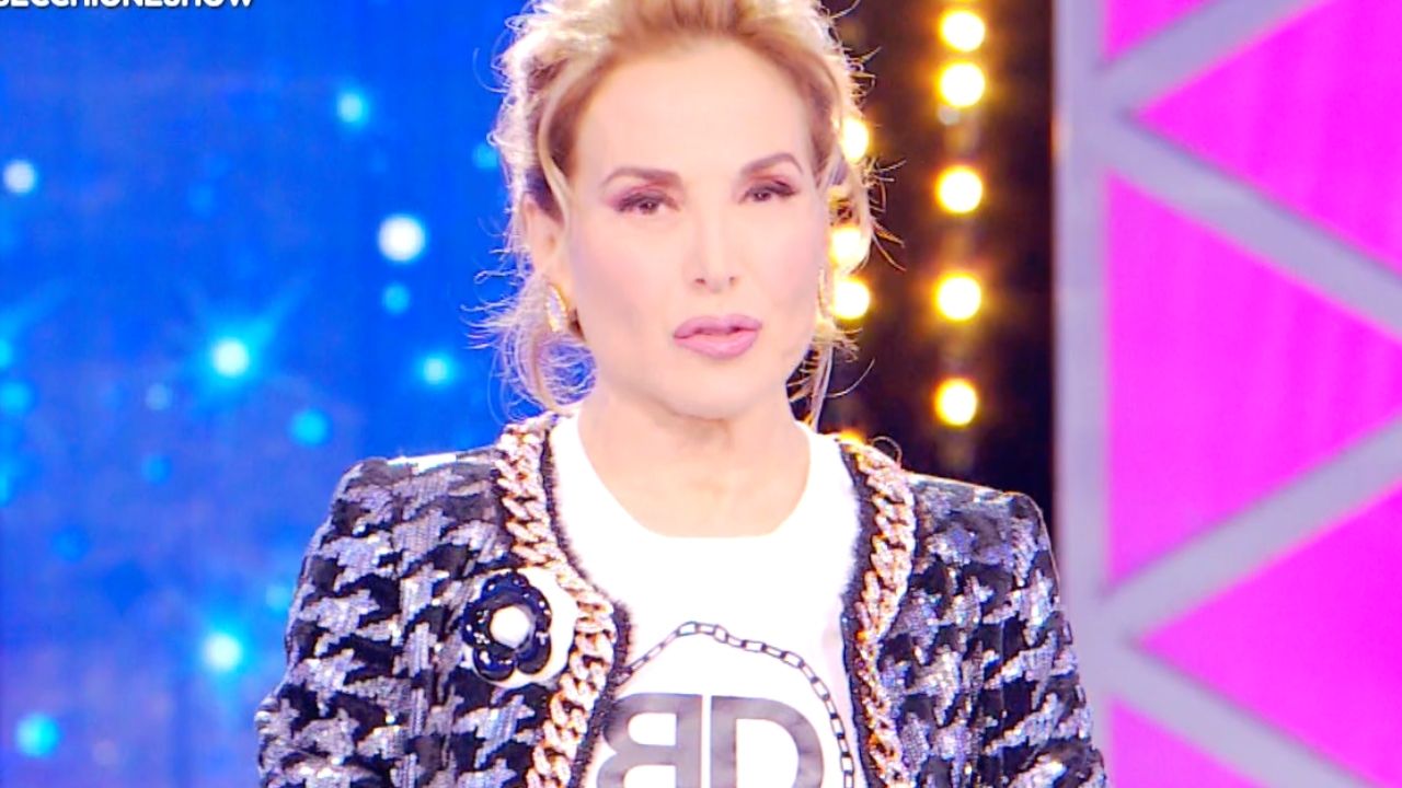 Flavia Vento a La Pupa e il Secchione Show: la vendetta di Barbara d'Urso 43 Barbara d'Urso a La Pupa e il Secchione Show