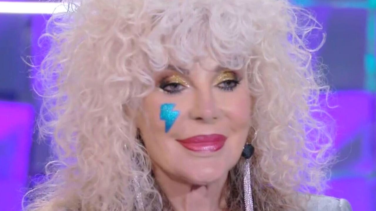 Donatella Rettore: "Rivendico la possibilità di usare froci* e negr*", il dibattito a Belve 41 Donatella Rettore Belve