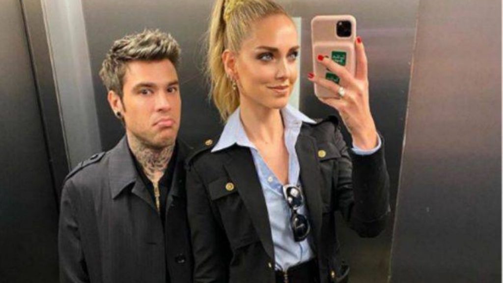 Sanremo 2023: il Festival City Life ospita Amadeus? Speriamo di no 44 fedez chiara ferragni