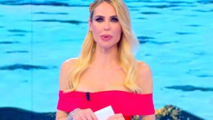 Isola dei Famosi, il cast prende forma: i nomi dei concorrenti già ufficiali