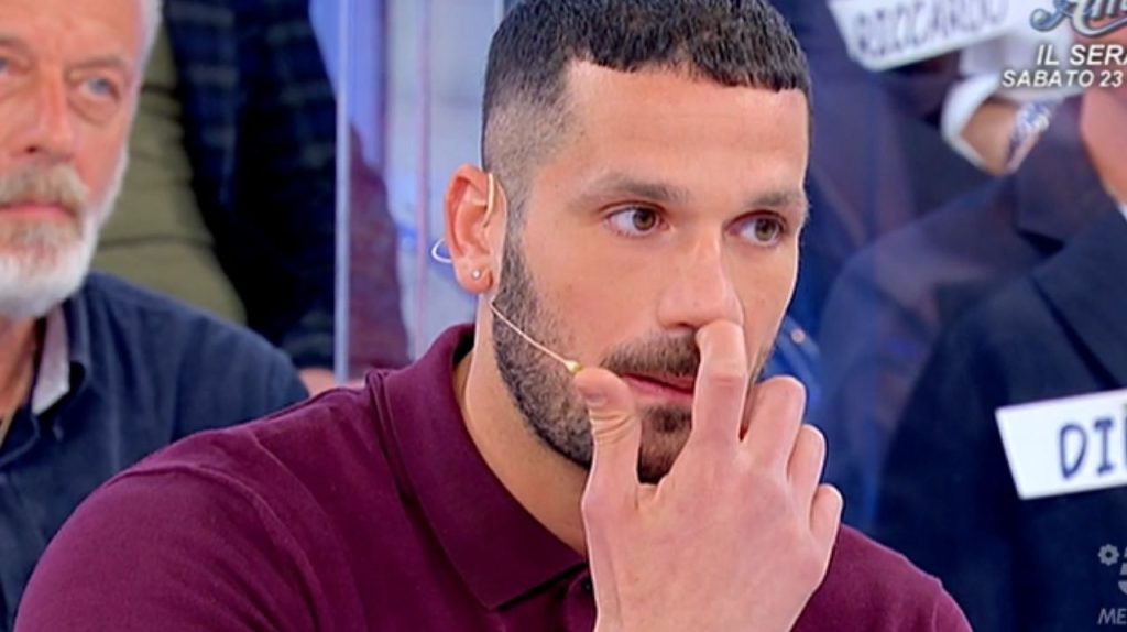 Uomini e Donne puntata di oggi: il riassunto di mercoledì 20 aprile 44 Luca Salatino