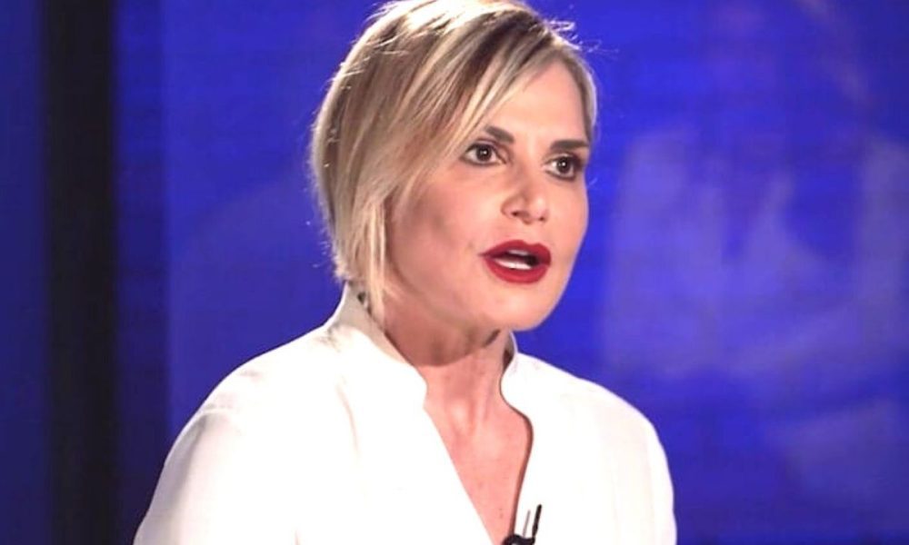 Simona Ventura racconta l’episodio che le ha cambiato la vita: “Prima ero più vendicativa”