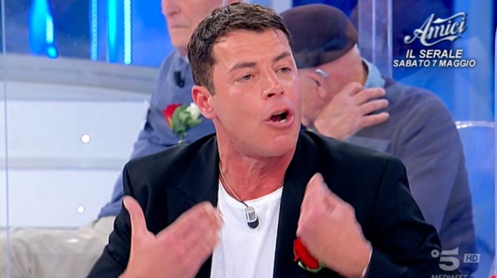 Diego a Uomini e Donne litiga con Gianni Armando e Tina prima della scelta di Aneta