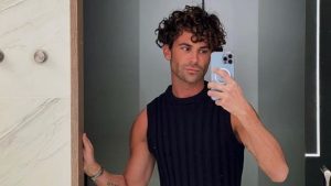 L’ex naufrago Luca Vismara interviene: “All’Isola non ci sono chirurghi”