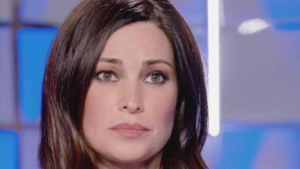 ? Manuela Arcuri Nuovamente Single: L’Amore con Giovanni Di Gianfrancesco Finisce Dopo 15 Anni ? Manuela Arcuri Nuovamente Single: L’Amore con Giovanni Di Gianfrancesco Finisce Dopo 15 Anni