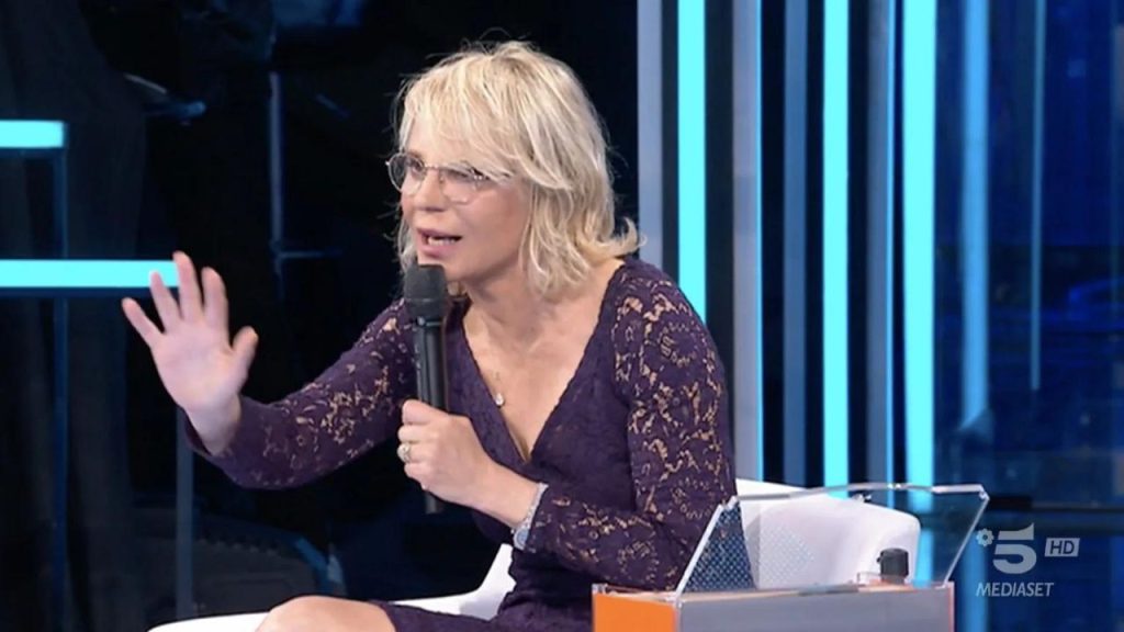 Finale di Amici, stasera su Canale 5: regolamento, come si vota e premi 43 maria de filippi