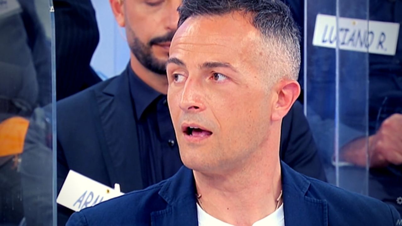 Uomini e Donne, Riccardo vuota il sacco: "Non sono più innamorato" 41 Riccardo di Uomini e Donne