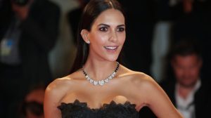 Nuova polemica a Venezia: nel mirino il curriculum di Rocio Munoz Morales