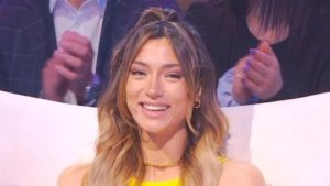 Soleil Sorge ammette sulla ‘chimica artistica’ con Alex Belli: “Due pall*”