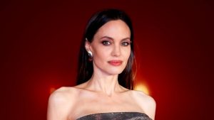 Angelina Jolie reagisce alle accuse: cos’ha risposto a Brad Pitt