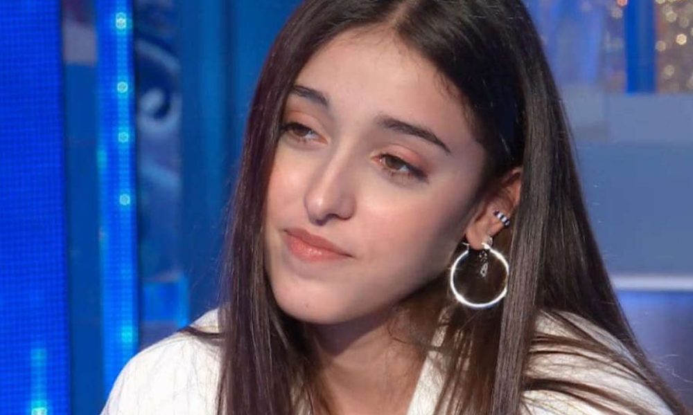 Giulia Stabile lascia Tu si que