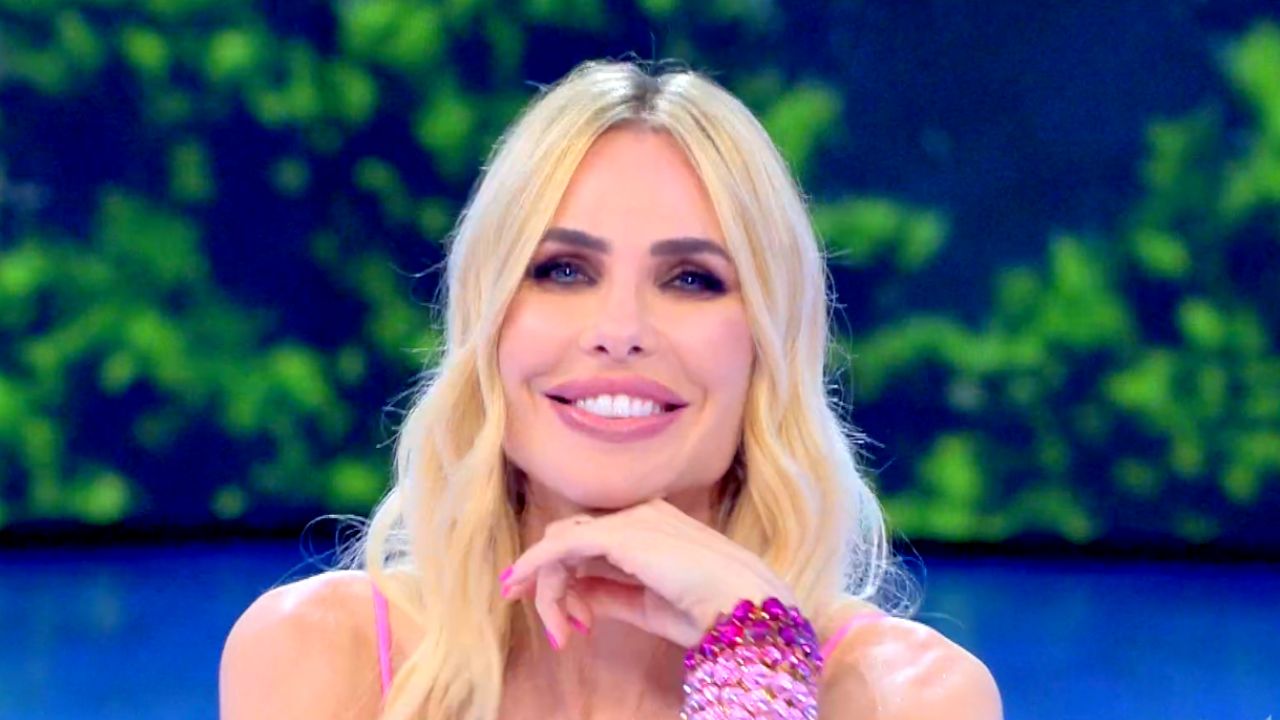 Ilary Blasi anticipazioni isola dei famosi