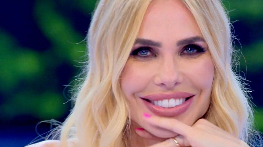 Ilary Blasi anticipazioni isola dei famosi