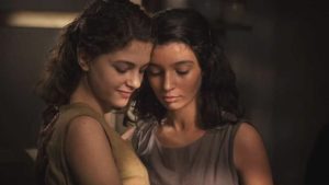 Lila e Lenù: l’evoluzione personale nel mondo immobile dell’Amica geniale