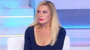 Lory Del Santo: “Viscido e venduto”, il duro attacco a Luca Daffrè