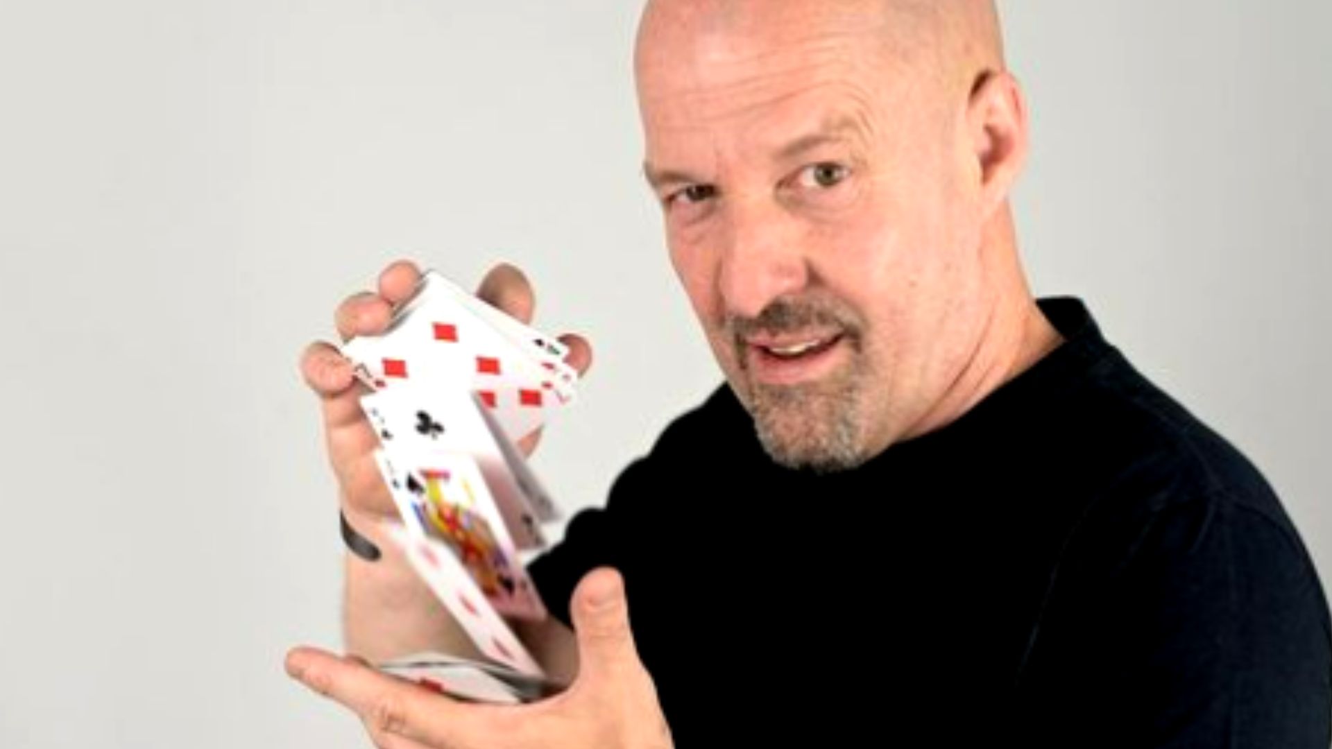 Marco Berry torna in tv con "Questo strano mondo": dal 21 giugno su DMAX 41 Marco Berry nuovo programma