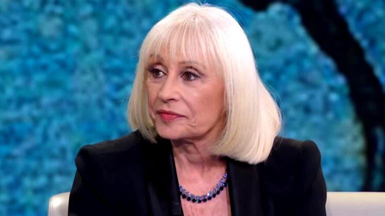 Raffaella Carrà Piazza a Roma