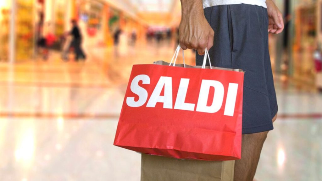quando iniziano i saldi estivi 2022