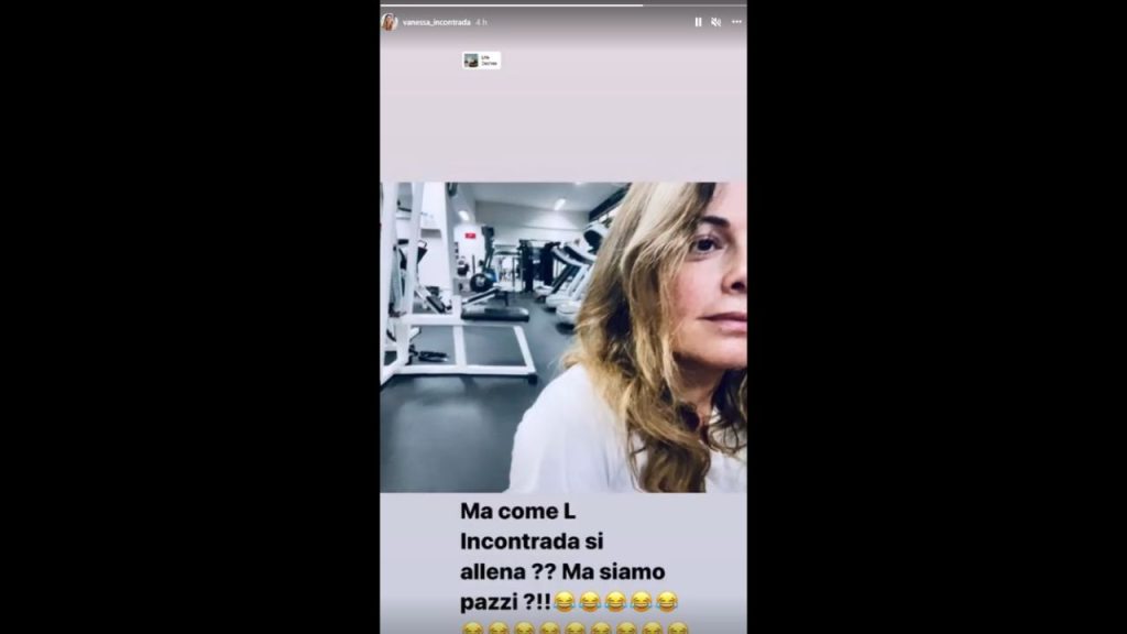 Storia di Vanessa Incontrada su Instagram in palestra