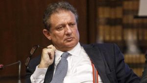 Per una maratona di Mentana che parte, c’è una staffetta Rai che risponde