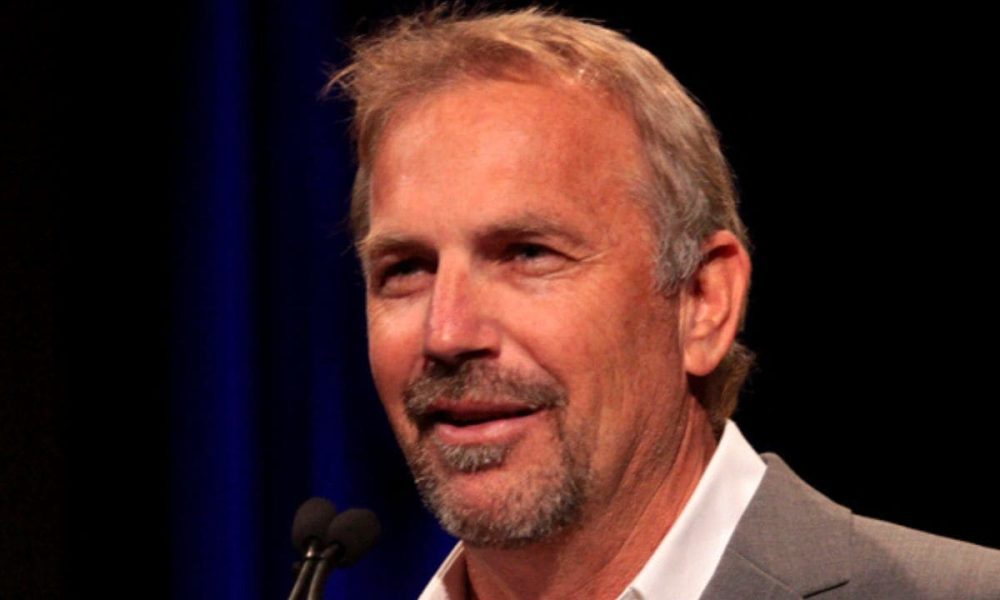 Kevin Costner e Christine, accordo raggiunto su casa e figli: l’assegno da record che l’attore dovrà versare all’ex