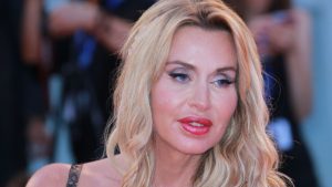 Eddy, il fidanzato di Valeria Marini precisa: “Non cerco popolarità”
