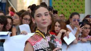 Matilda De Angelis cancella il post sull’ansia: l’attacco di Dagospia
