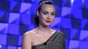 Rosalinda Cannavò ricorda la lotta alla malattia con la foto shock